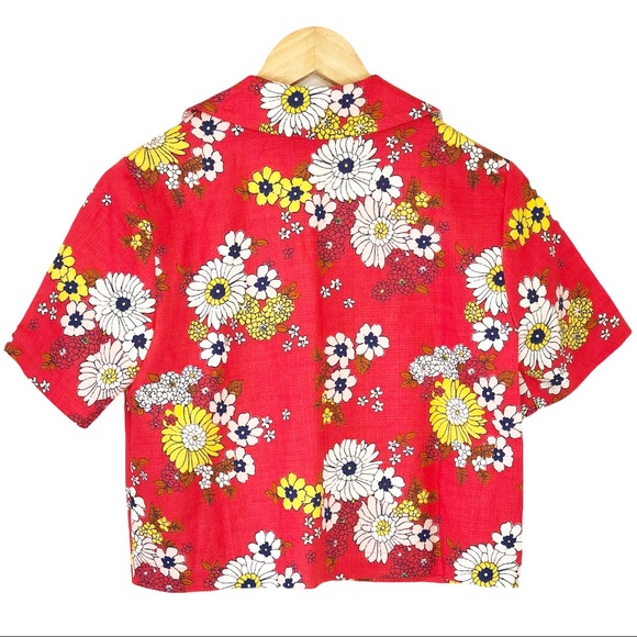 Modcloth Red Floral Crop Shirt Size Small - Picture 3 of 5